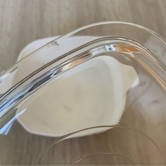 Vintage 1960s CORNING WARE Blue Cornflower   Casserole Dish w/ Pyrex Glass Lid - Picture 8 of 11